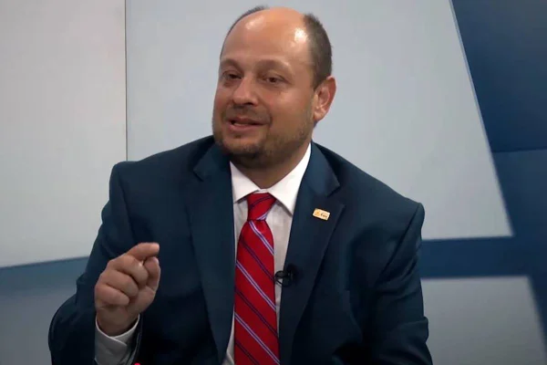 Imagem colorida do novo presidente do INSS, Gilberto Waller