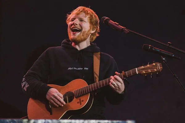 Ed Sheeran lança música surpresa; ouça Afterglow