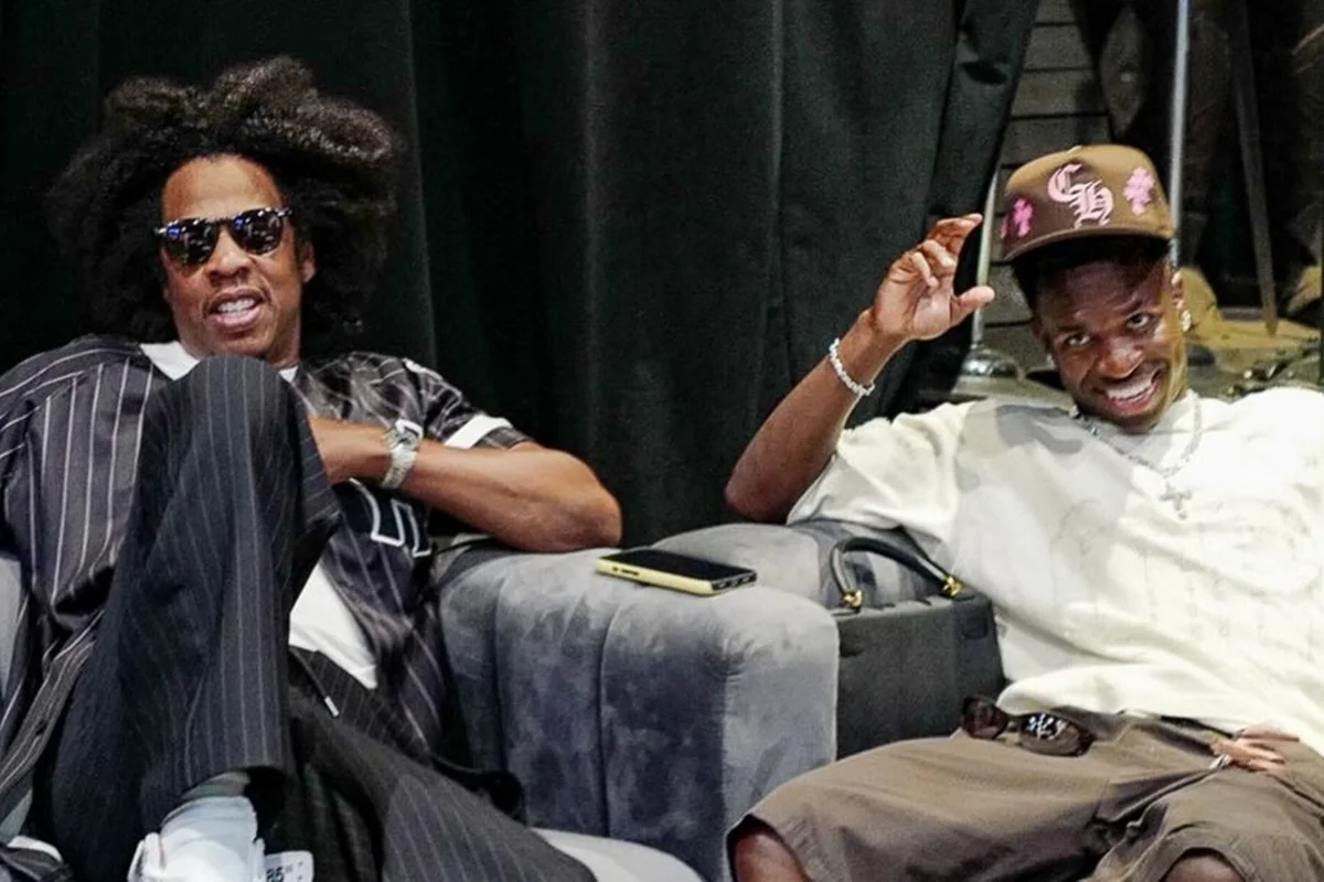 Vini Jr. comete gafe ao usar música de Drake em foto com Jay-Z