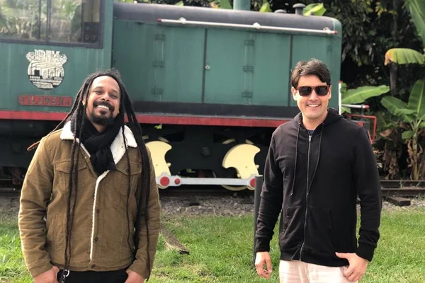 Marcelo Falcão e Bruno de Luca caem na estrada em novo reality show