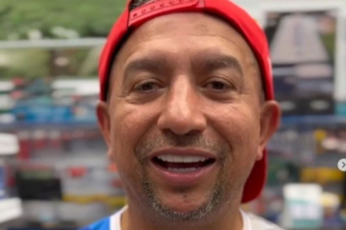 Influenciador conhecido como Baianinho de Mauá foi preso por dirigir bêbado e causar acidente, na zona sul da capital paulista. Influenciador conhecido como Baianinho de Mauá foi preso por dirigir bêbado e causar acidente, na zona sul da capital paulista.