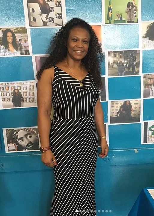 Mulher de Mano Brown se pronuncia sobre clipe do marido com Cleo - destaque galeria