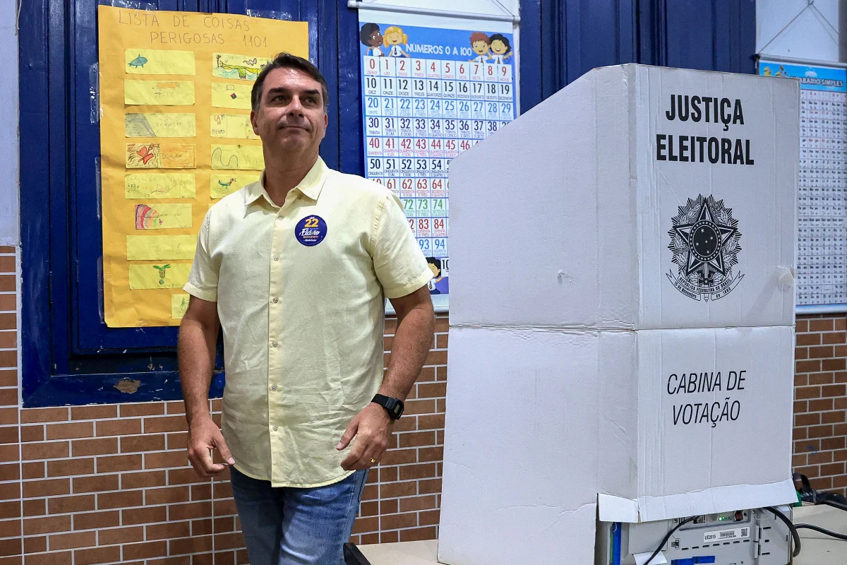 Com 67,12% dos votos, Lula supera Flávio Bolsonaro nos países da Europa - imagem 4 Com 67,12% dos votos, Lula supera Flávio Bolsonaro nos países da Europa - imagem 4