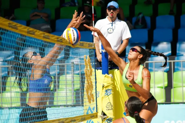 Vôlei de Praia: disputas no DF definem finalistas do campeonato