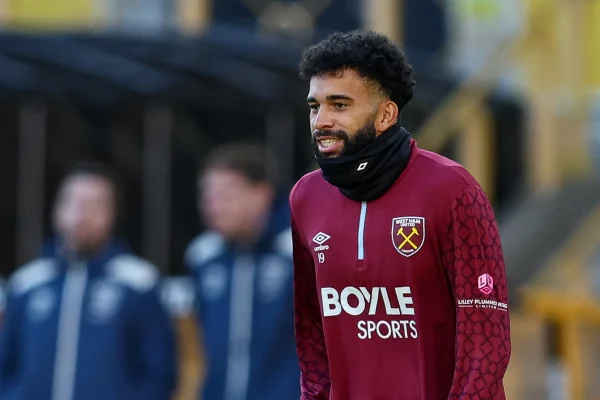 Foto colorida de Pablo Felipe, do West Ham - Metrópoles