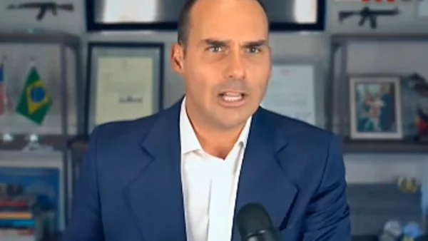 A semente golpista de Eduardo Bolsonaro: vitimização e ataque à eleição