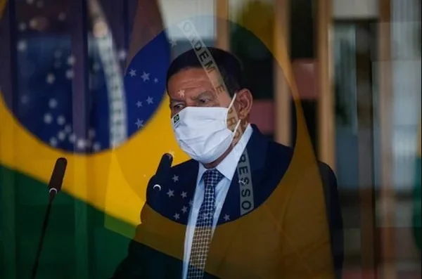 Hamilton Mourão, atual vice-presidente do Brasil. Ele veste terno e gravata e tem cabelos escuros – Metrópoles