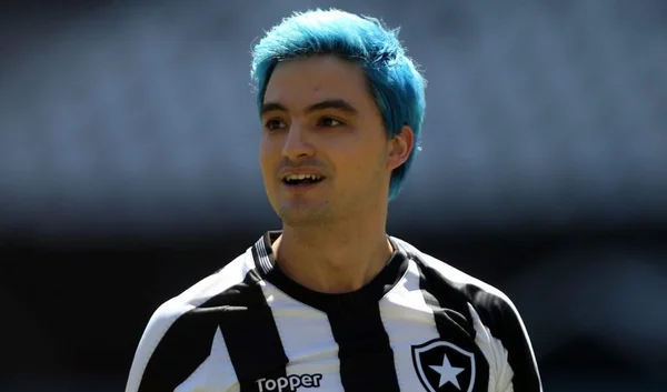 Felipe Neto