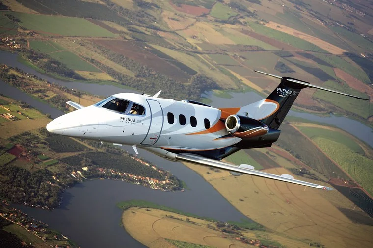 Jatinho Phenom 100 Jatinho Phenom 100