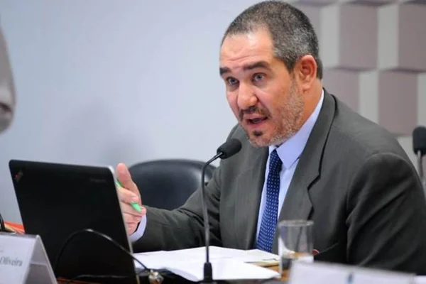 Bolsonaro afasta diretor-presidente da Ancine