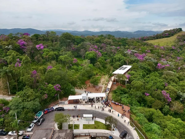 Fotografia colorida mostrando parque-Metrópoles