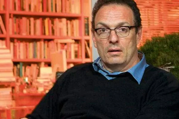 Cia das Letras adquire parte no controle da JBC, editora de mangás