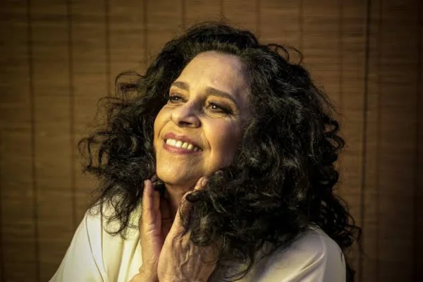 Venda de mansão de Gal Costa põe fim a disputa por patrimônio