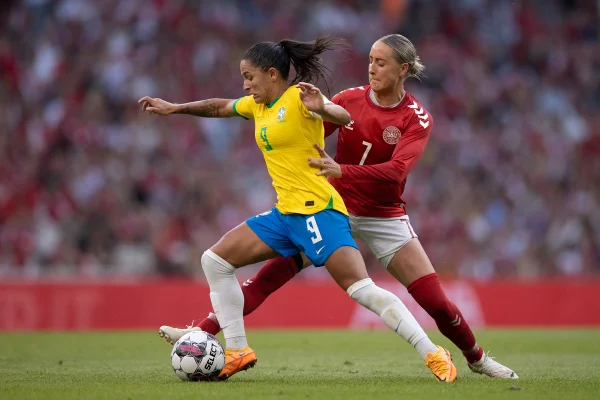 Seleção Feminina do Brasil perde para a Dinamarca