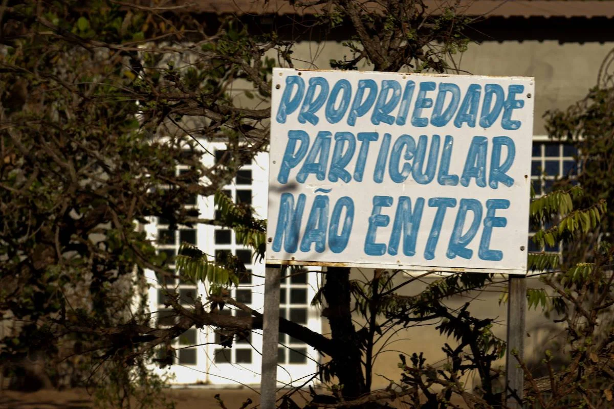 Há casas recém construídas e outras com décadas de moradia Há casas recém construídas e outras com décadas de moradia