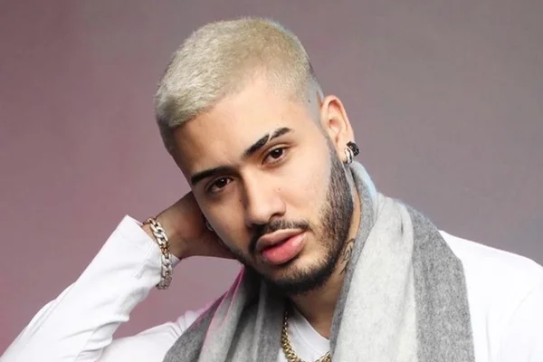 Kevinho mostra coleção de tênis e rebate críticas: “Unfollow é livre”
