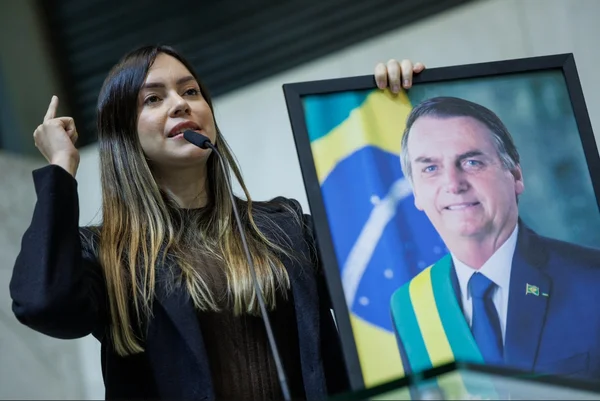 fabiana bolsonaro blackface câmara erika hilton