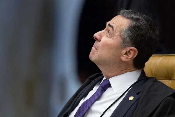 STF autoriza assembleias legislativas a derrubarem prisão de deputado