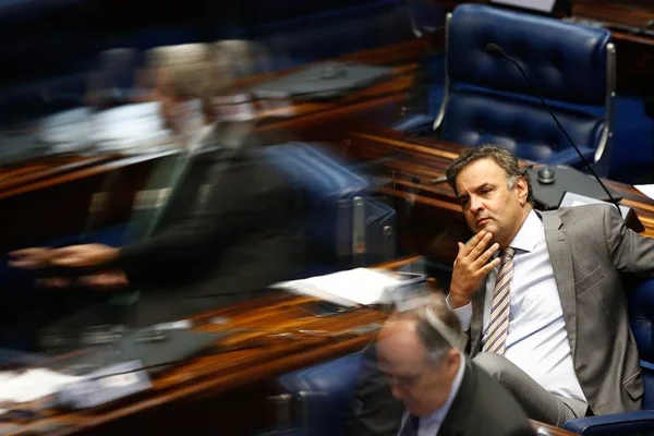 Empresa da família do amigo de Aécio fraudou doação ao PSDB, diz MP