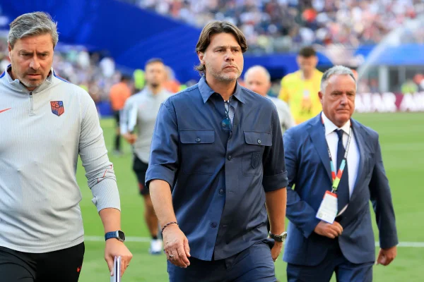 camisa hugo boss técnico eua - metrópoles