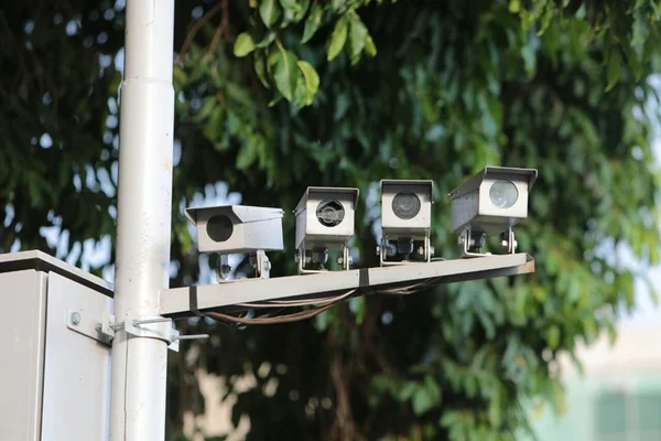 Infratores devem R$ 58 milhões em multas de trânsito no DF