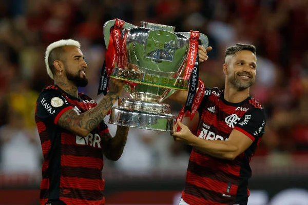 Cá entre nós, perder para o vice-lanterna estragou a festa do Mengão