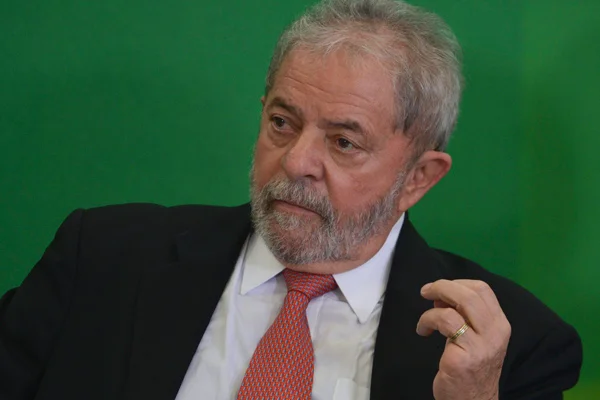 Nível de rejeição a Lula atinge recorde, diz pesquisa