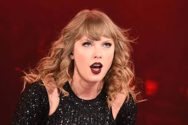 Crítica: show de Taylor Swift na Netflix exibe força pop da cantora