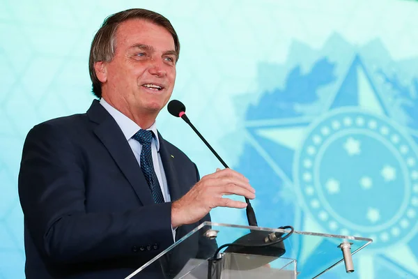 Bolsonaro em cerimônia de fomandos da PF