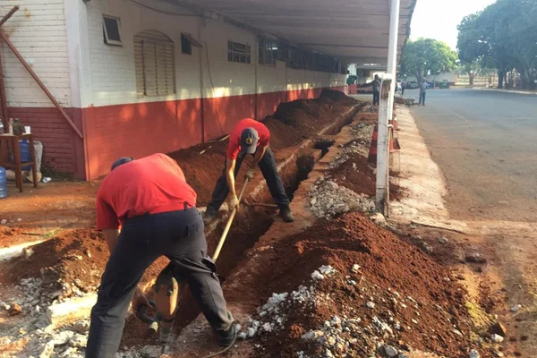 DF: mesmo com contrato de manutenção, bombeiros fazem obra em quartel