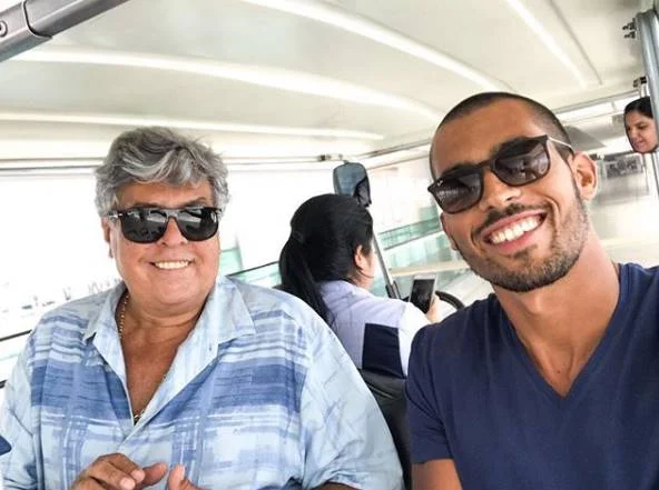 Madalena é filha de Nathália Magalhães. Sidney ainda tem como filhos Gabriella e Rodrigo Madalena é filha de Nathália Magalhães. Sidney ainda tem como filhos Gabriella e Rodrigo