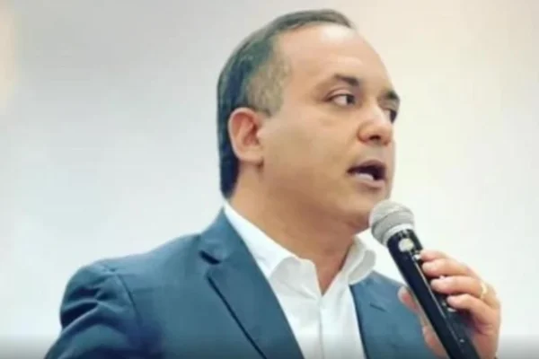 Imagem colorida de Paulo Iran, operador financeiro acusado de pagar, com dinheiro de propina, gastos pessoais de prefeito de SBC - Metrópoles