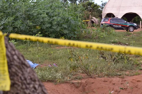 Troca de tiros em acampamento cigano deixa quatro mortos no DF