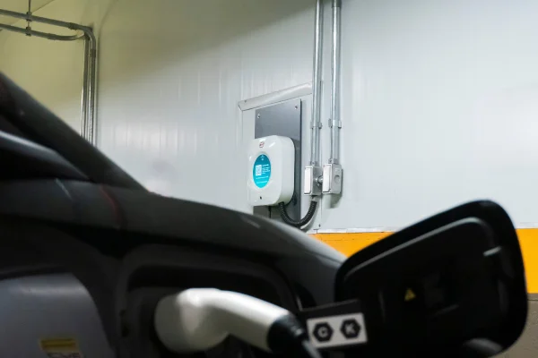 Lei garante recarga de carro elétrico em condomínios de São Paulo