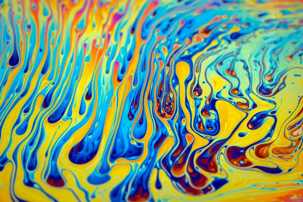 Imagem colorida de fluidos líquidos - Metrópoles