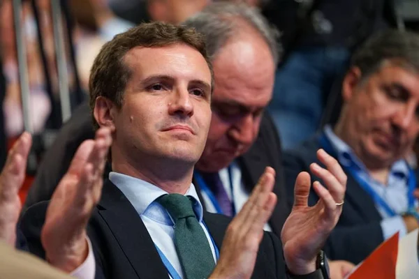 Pablo Casado é eleito novo líder do Partido Popular da Espanha
