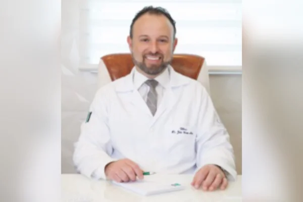 Médico João Couto Neto suspeito mutilar pacientes cirurgião rio grande do sul - Metrópoles