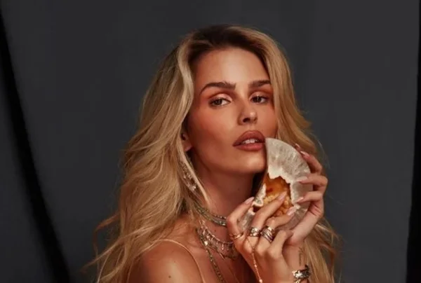 Yasmin Brunet, modelo e atriz brasileira- Metrópoles