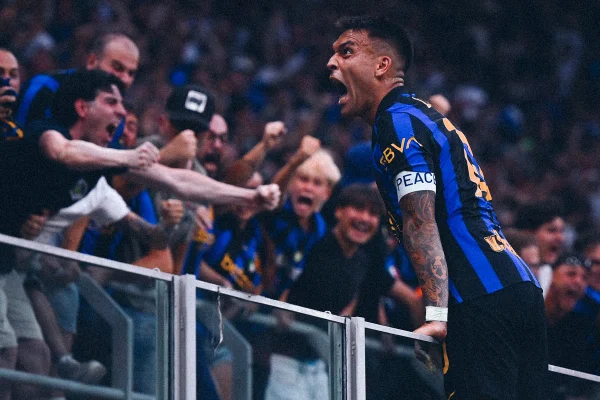 Com gol de Lautaro nos acréscimos, Inter de Milão vence Napoli de virada