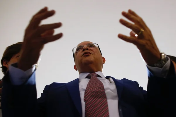 Composição do governo de Ibaneis é coerente com seu projeto político