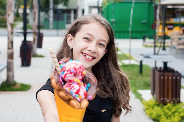 Bubble Waffles Walool Rocks: cones de sorvete chegam a Brasília
