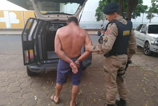 Padrasto estupra enteada de 15 anos para confirmar “se ela era virgem”