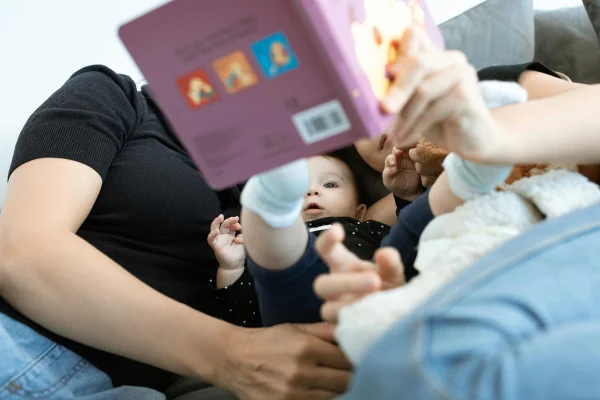 Dos livros ao anime: os nomes de bebês que vão dominar 2026