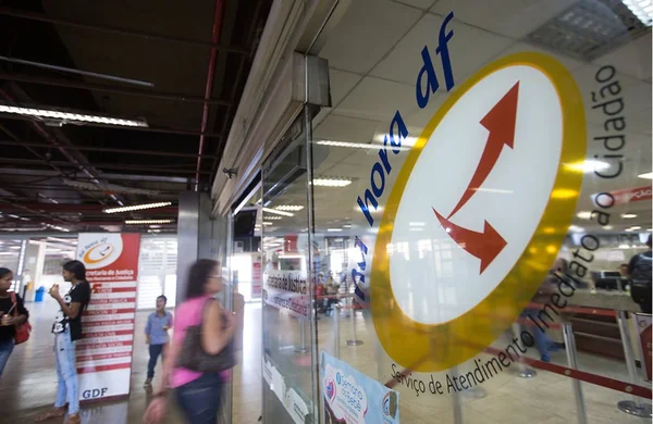 Veja o que abre e o que fecha no DF no Dia do Servidor Público