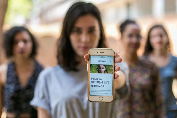 Site feminista publica críticas de cinema feitas por mulheres