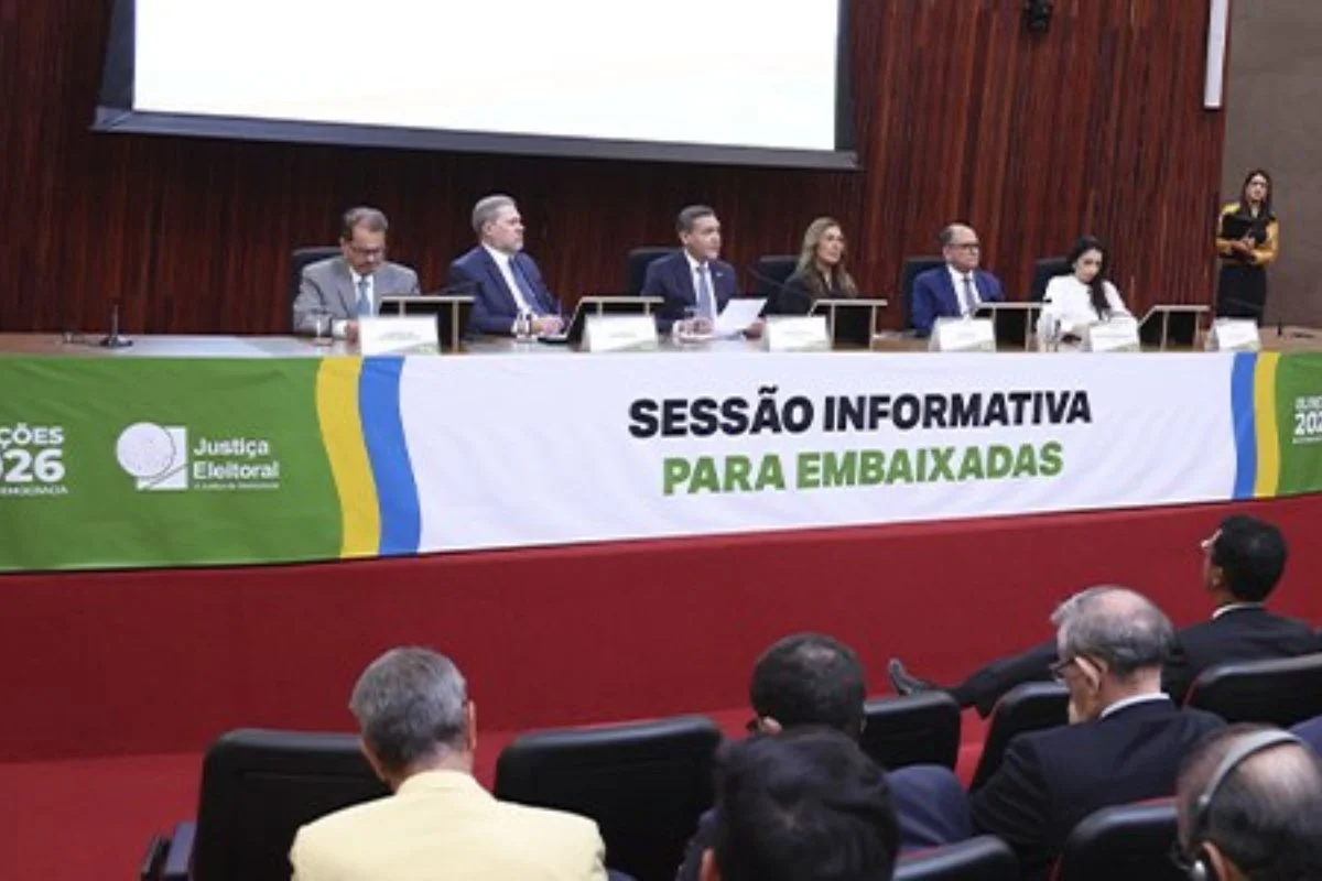 TSE em reunião com embaixadores que têm representações no Brasil TSE em reunião com embaixadores que têm representações no Brasil