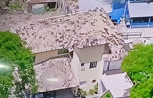 Imagem aérea de residência em maio a mata - Metrópoles