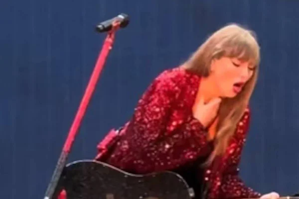 Foto colorida de Taylor Swift - Metrópoles