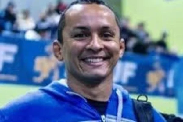 Melqui Galvão, professor jiu-jitsu, é investigado após denúncias de abuso sexual feitas por ex-alunas, incluindo uma adolescente de 17 anos - Metrópoles