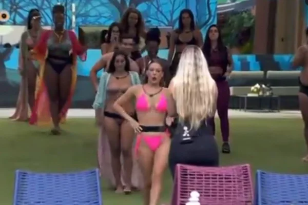 BBB24: sisters fazem desfile de “corpos reais” em apoio a Yasmin